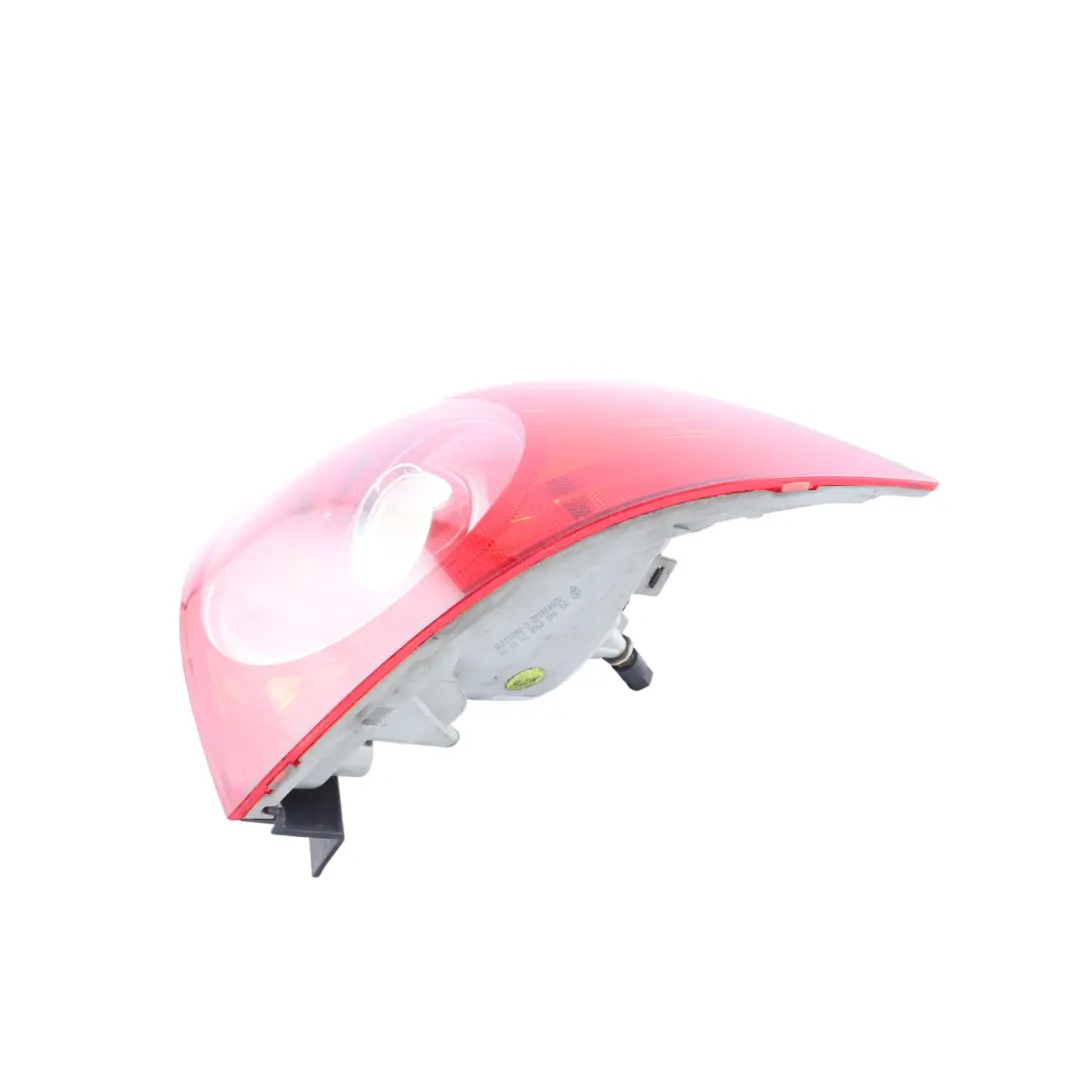 Mk5 Feu Arrière Extérieur Droit pour Volkswagen VW Golf à propos du numéro de pièce 1K6945096E Volkswagen VW Golf Mk5 Feu Arrière Extérieur Droit - SKU 1K6945096E - Numéro de pièce 1K6945096E