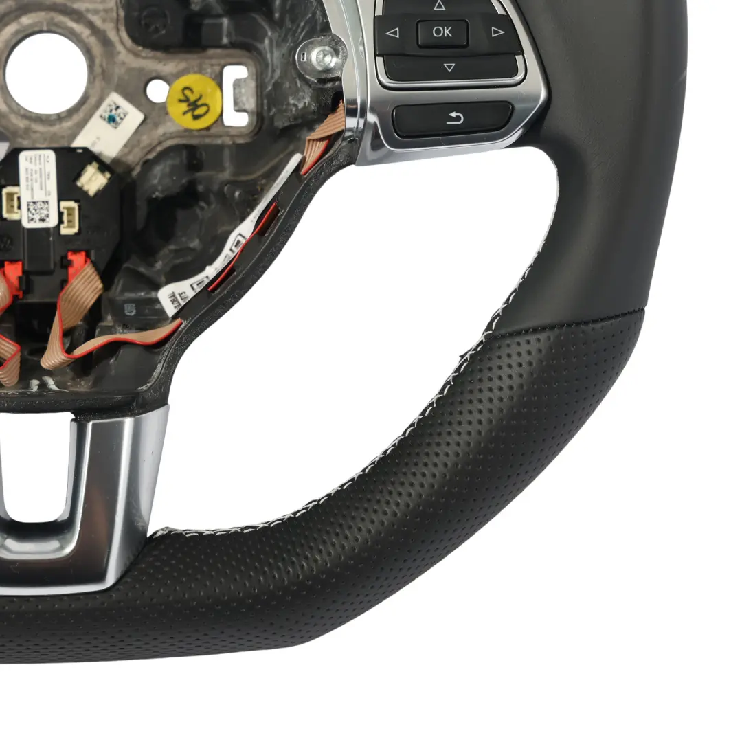 Volant Volkswagen Scirocco NEUF Cuir Noir Filets Blancs pour VW à propos du numéro de pièce 1K8419091H VW Volant Volkswagen Scirocco NEUF Cuir Noir Filets Blancs - SKU 1K8419091H-1 - Numéro de pièce 1K8419091H