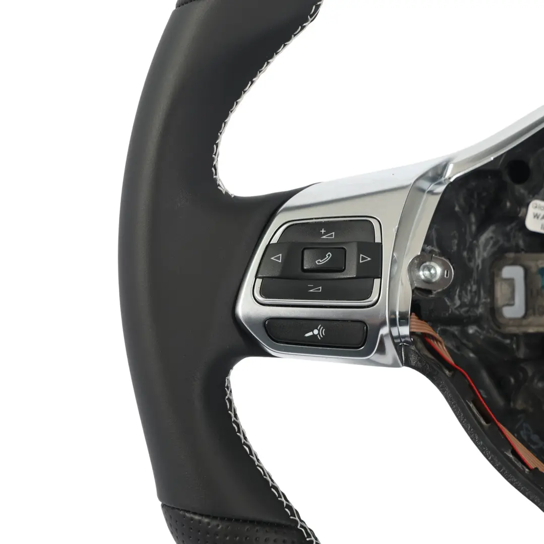 NUOVO Pelle Nera Fili Bianchi per VW Volkswagen Scirocco Volante con numero di parte 1K8419091H VW Volkswagen Scirocco Volante NUOVO Pelle Nera Fili Bianchi - SKU 1K8419091H-1 - Numero di parte 1K8419091H