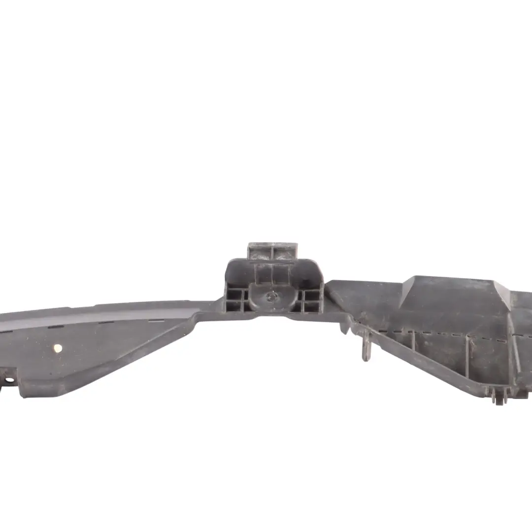 Mk3 Delantero Radiador Rejilla Soporte para VW Scirocco con número de pieza 1K8805813B VW Scirocco Mk3 Delantero Radiador Rejilla Soporte - SKU 1K8805813B - Número de pieza 1K8805813B