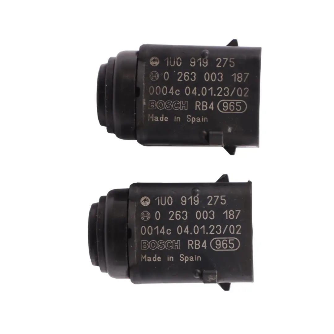 Delantero Trasero PDC Sensor Set Tarantella Negro Efecto Perla R9V para VW Phaeton con número de pieza 1U0919275 VW Phaeton Delantero Trasero PDC Sensor Set Tarantella Negro Efecto Perla R9V - SKU 1U0919275-TAB1 - Número de pieza 1U0919275