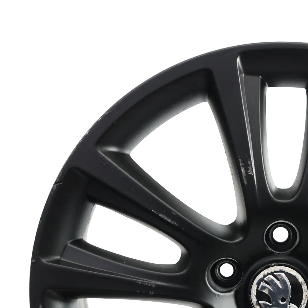 Mk2 Schwarze Felge Leichtmetallfelge 18" 7,5J ET:51 für Skoda Octavia RS mit Teilenummer 1Z0601025M Skoda Octavia RS Mk2 Schwarze Felge Leichtmetallfelge 18" 7,5J ET:51 - SKU 1Z0601025M-2 - Teilenummer 1Z0601025M