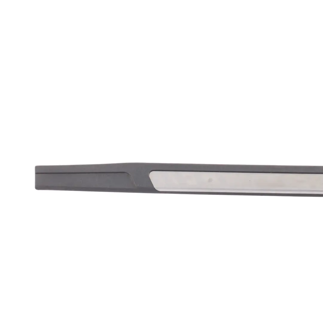 MK2 Estate Modanatura Ingresso Porta VRS Sinistra per Skoda Octavia con numero di parte 1Z0853491 Skoda Octavia MK2 Estate Modanatura Ingresso Porta VRS Sinistra - SKU 1Z0853491 - Numero di parte 1Z0853491
