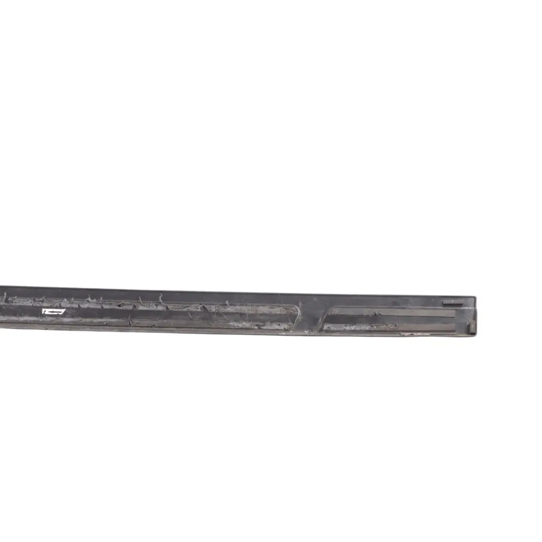 Skoda Octavia MK2 Estate Moldura Entrada Puerta VRS Derecha - SKU 1Z0853492 - Número de pieza 1Z0853492