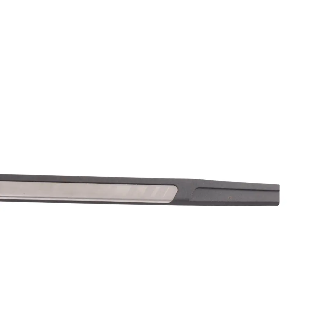 Mk2 Estate Door Entrance Trim Strip VRS Right O/S to Skoda Octavia with Part number 1Z0853492 Skoda Octavia Mk2 Estate Door Entrance Trim Strip VRS Right O/S - SKU 1Z0853492 - Part number 1Z0853492