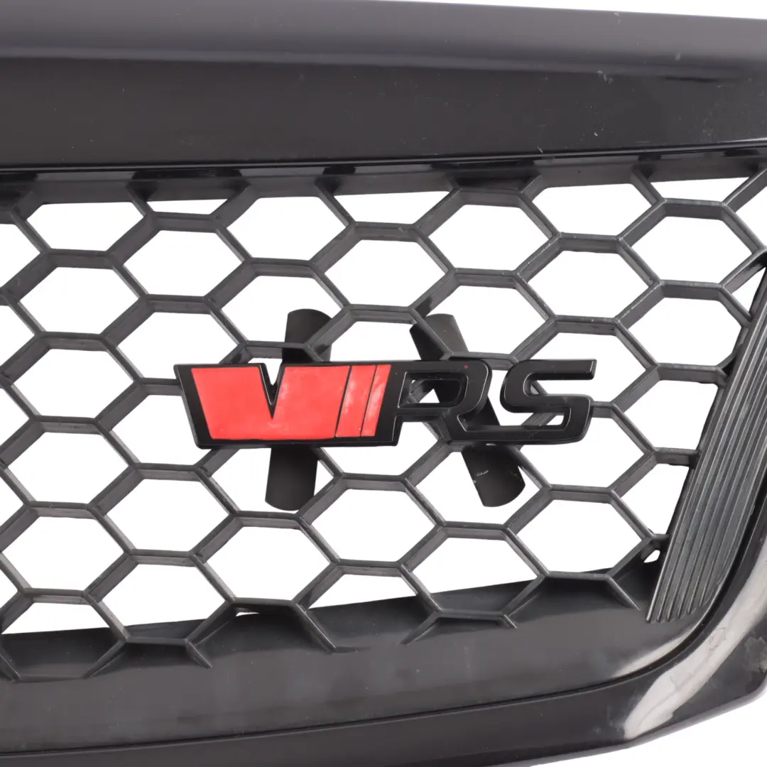Mk2 Front Grille VRS Centre Upper Radiator Trim Panel G-SKOT09 to Skoda Octavia with Part number 1Z0853668A Skoda Octavia Mk2 Front Grille VRS Centre Upper Radiator Trim Panel G-SKOT09 - SKU 1Z0853668A - Part number 1Z0853668A