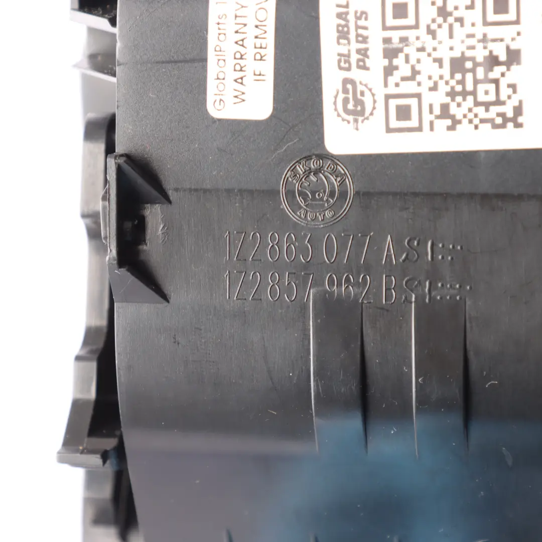 Skoda Octavia Rs 1z Stowage Compartment D - SKU 1Z2863077M - Part number 1Z2863077M