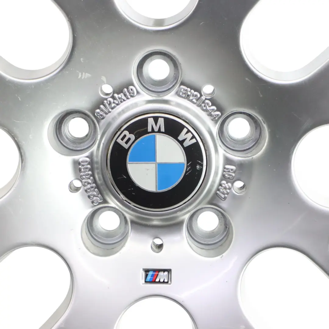 Alufelga Przód Srebrna 19" 8.5J ET:44 M Styling 163 do BMW E46 M3 CSL o numerze 2282650 BMW E46 M3 CSL Alufelga Przód Srebrna 19" 8.5J ET:44 M Styling 163 - SKU 2282650-1 - Numer Części 2282650