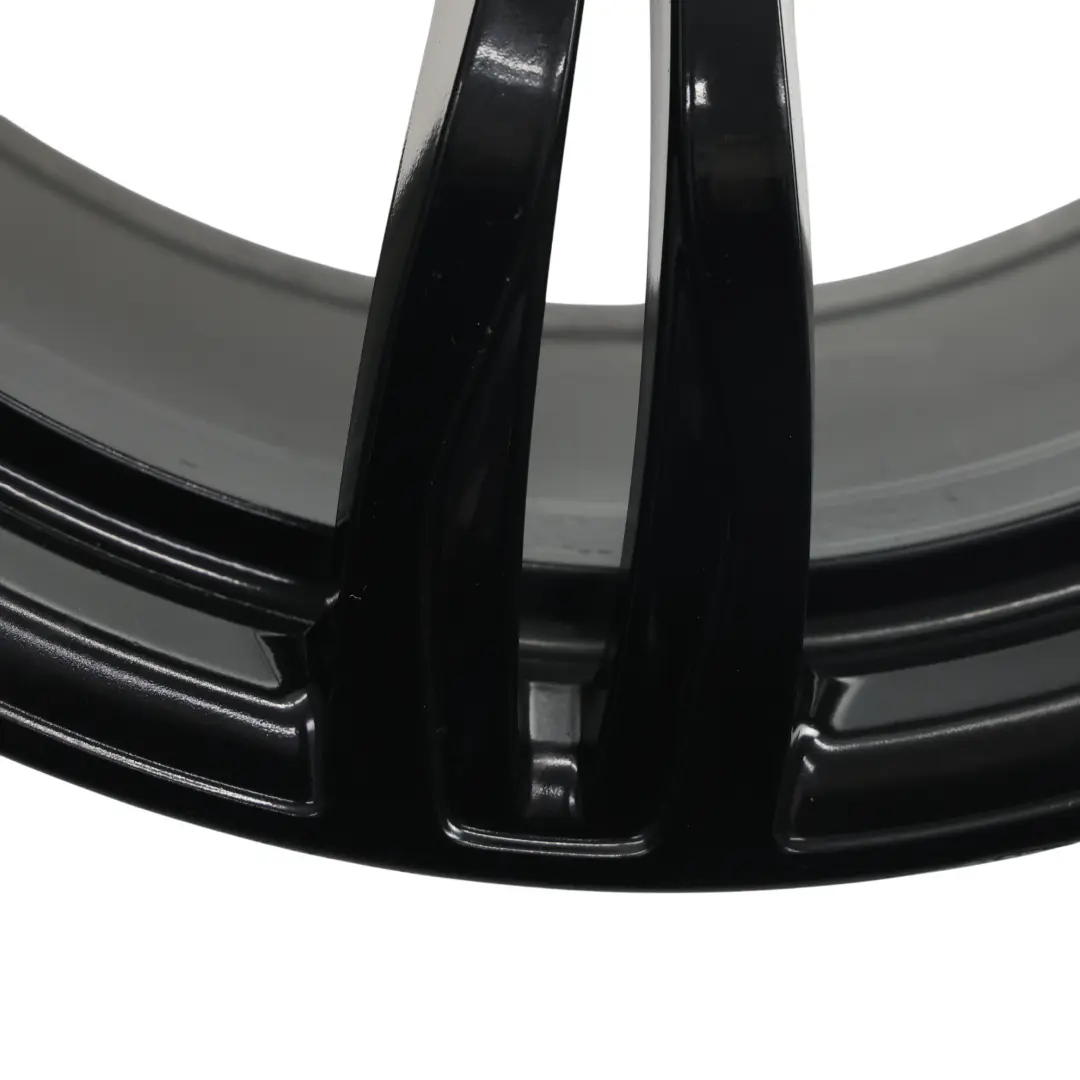 Nero Cerchio in lega 20" M Doppi raggi 343 10J ET:34 per BMW F10 M5 con numero di parte 2283401 BMW F10 M5 Nero Cerchio in lega 20" M Doppi raggi 343 10J ET:34 - SKU 2283401-1 - Numero di parte 2283401