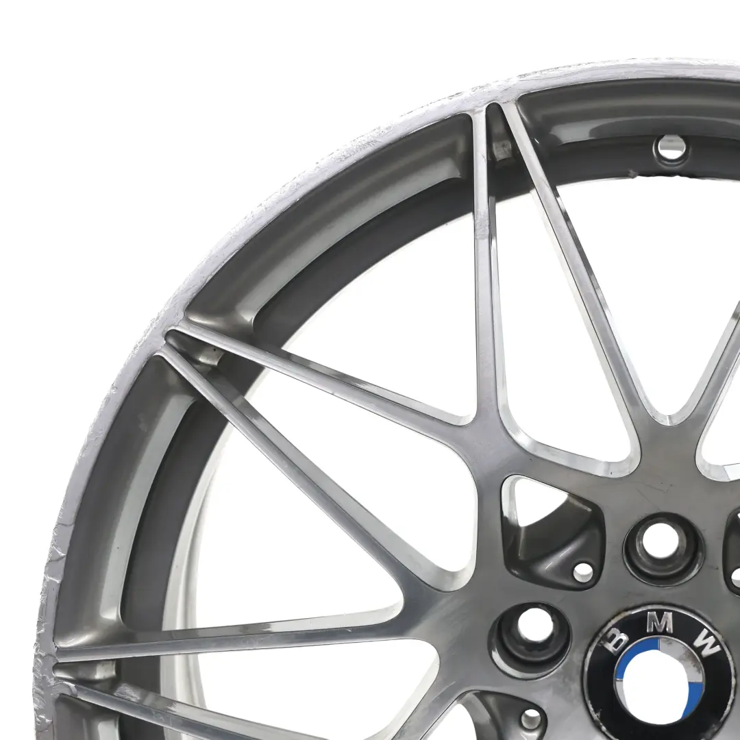 Ferric Grau Hinterrad Felge 20" M Sternspeiche 666 10J für BMW F80 M3 mit Teilenummer 2287501 BMW F80 M3 Ferric Grau Hinterrad Felge 20" M Sternspeiche 666 10J - SKU 2287501-2 - Teilenummer 2287501