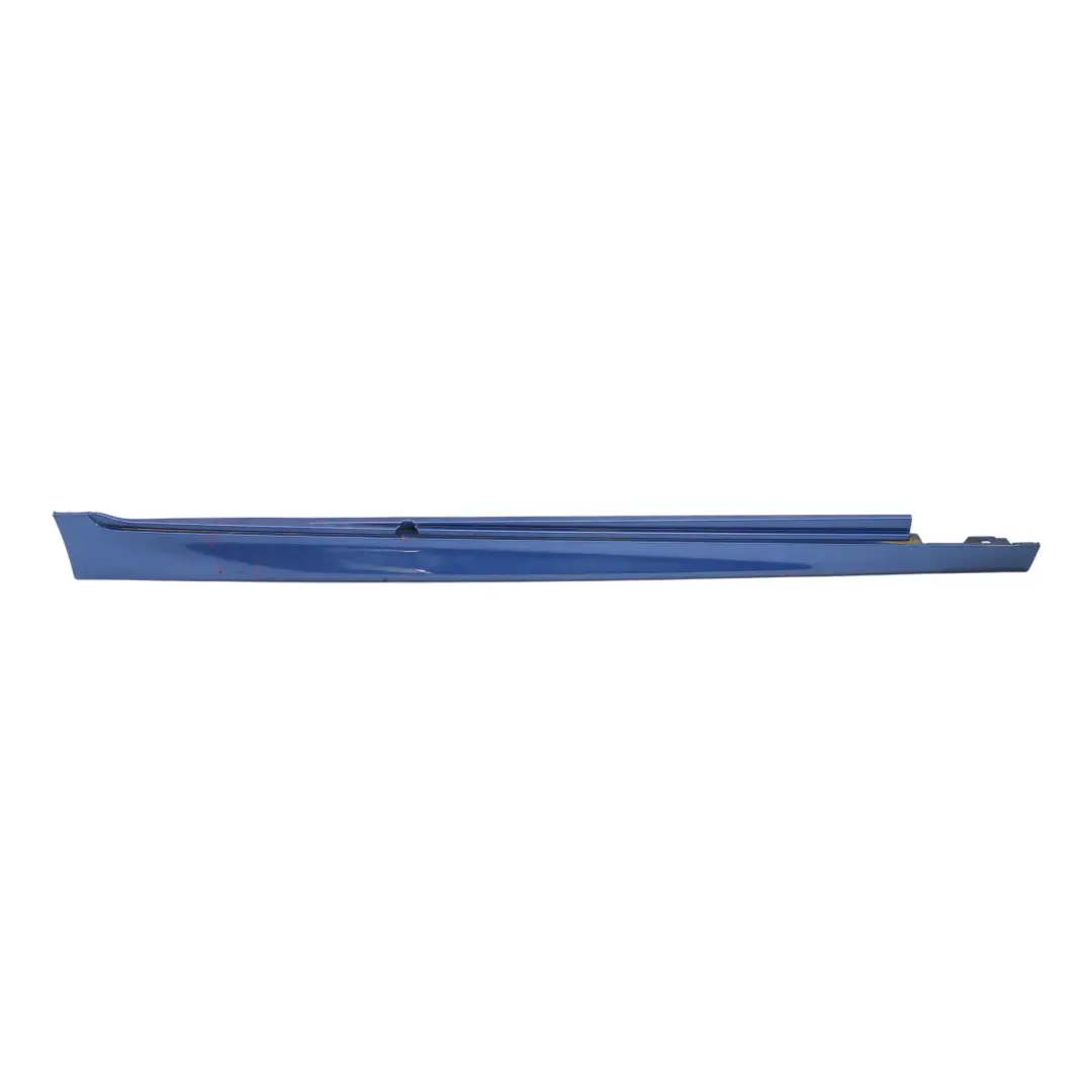 Davanzale Porta Pannello Gonna Destra Monte Carlo Blue - B05 per BMW F10 F11 M Sport con numero di parte 2298068 BMW F10 F11 M Sport Davanzale Porta Pannello Gonna Destra Monte Carlo Blue - B05 - SKU 2298068-MCB1 - Numero di parte 2298068