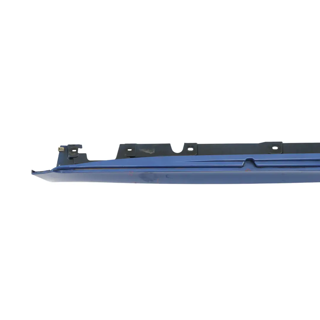 Davanzale Porta Pannello Gonna Destra Monte Carlo Blue - B05 per BMW F10 F11 M Sport con numero di parte 2298068 BMW F10 F11 M Sport Davanzale Porta Pannello Gonna Destra Monte Carlo Blue - B05 - SKU 2298068-MCB1 - Numero di parte 2298068