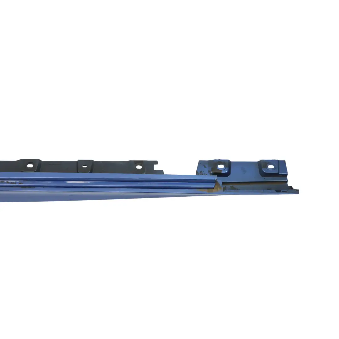 Davanzale Porta Pannello Gonna Destra Monte Carlo Blue - B05 per BMW F10 F11 M Sport con numero di parte 2298068 BMW F10 F11 M Sport Davanzale Porta Pannello Gonna Destra Monte Carlo Blue - B05 - SKU 2298068-MCB1 - Numero di parte 2298068