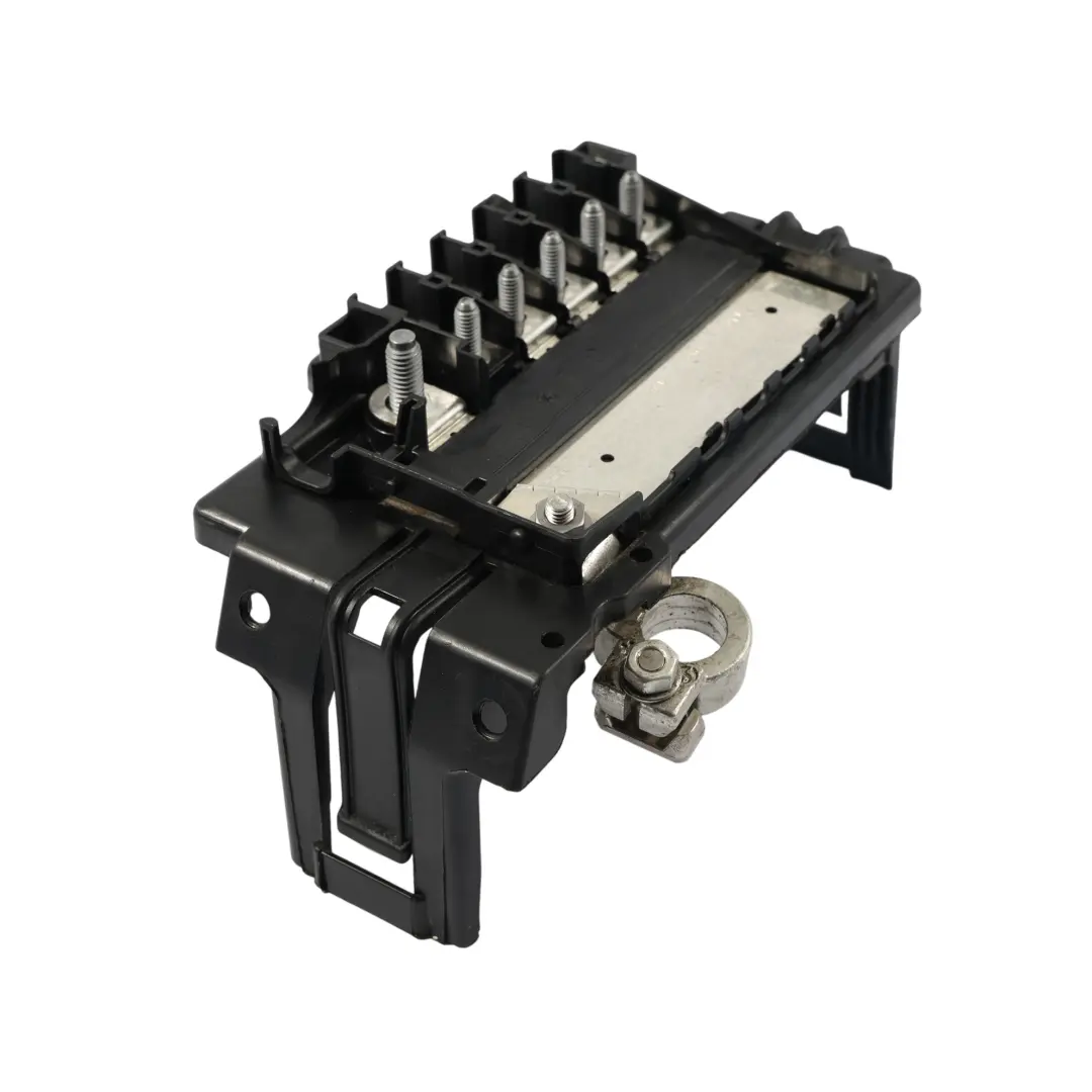 Boîte De Distribution Fusibles Commande Électrique pour Seat Ibiza FR KJ1 à propos du numéro de pièce 2Q0937548D Seat Ibiza FR KJ1 Boîte De Distribution Fusibles Commande Électrique - SKU 2Q0937548D - Numéro de pièce 2Q0937548D