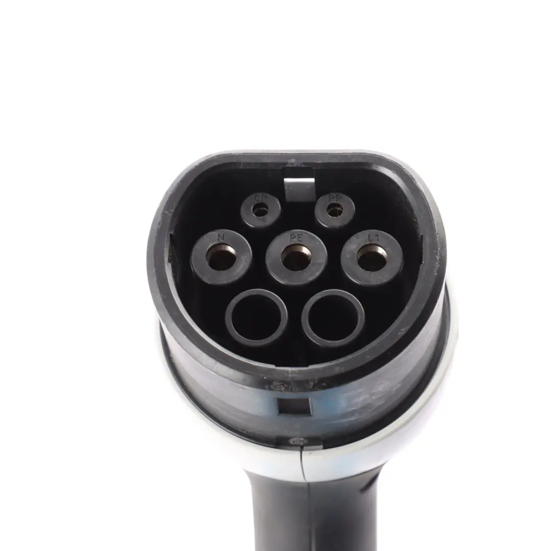 BMW F30 i3 I01 i8 I12 Charging Cable PHEV Plug-in Hybrid Vehicle Charger - SKU 35086603 - Part number 6818620