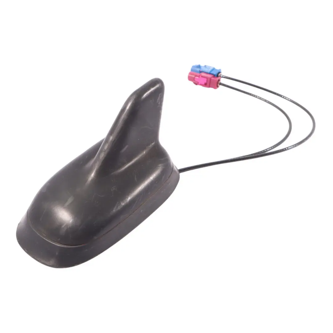 7P Antenna Da Tetto Amplificatore Squalo Nero per Volkswagen Touareg con numero di parte 3C0035507N Volkswagen Touareg 7P Antenna Da Tetto Amplificatore Squalo Nero - SKU 3C0035507N - Numero di parte 3C0035507N