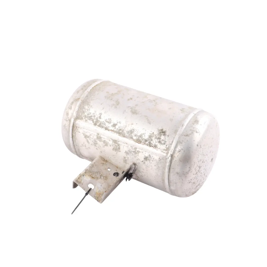 Suspension Pressure Reservoir Tank to Volkswagen Phaeton 3D Air with Part number 3D0616201 Volkswagen Phaeton 3D Air Suspension Pressure Reservoir Tank - SKU 3D0616201 - Part number 3D0616201