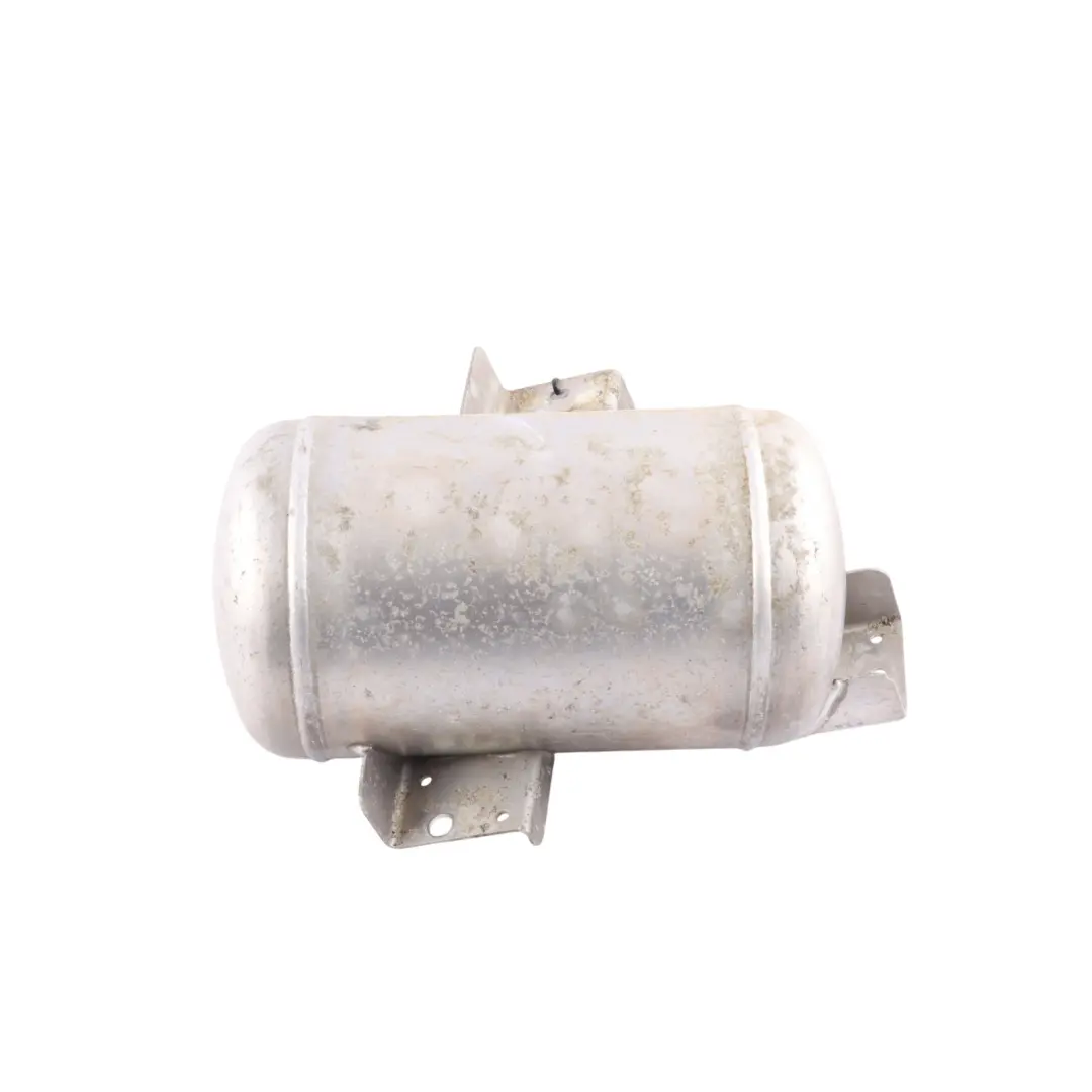 Suspension Pressure Reservoir Tank to Volkswagen Phaeton 3D Air with Part number 3D0616201 Volkswagen Phaeton 3D Air Suspension Pressure Reservoir Tank - SKU 3D0616201 - Part number 3D0616201