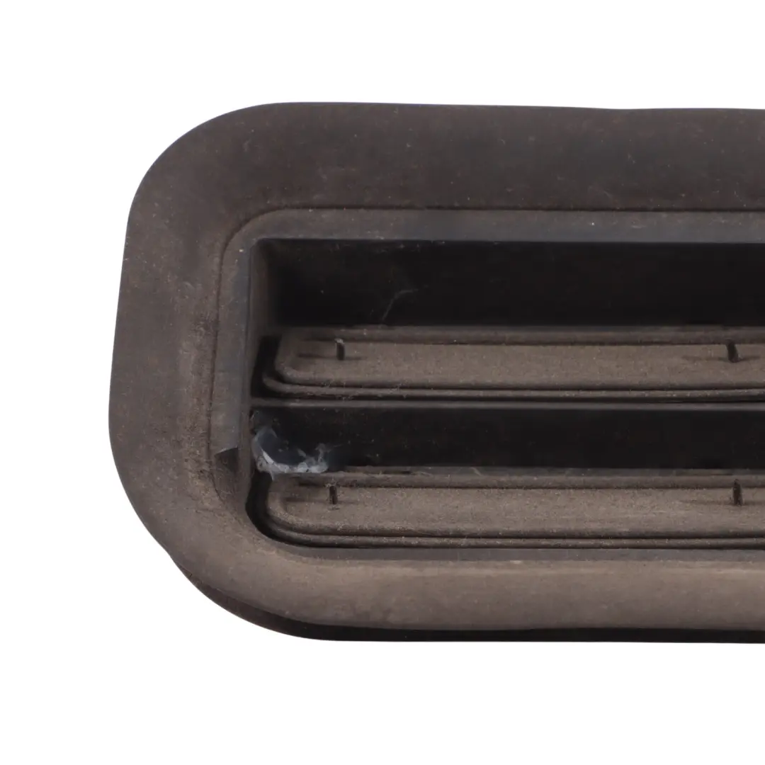 Mk1 Rear Boot Trunk Outlet Duct Guide Air Vent to VW Volkswagen Phaeton with Part number 3D0819465B VW Volkswagen Phaeton Mk1 Rear Boot Trunk Outlet Duct Guide Air Vent - SKU 3D0819465B - Part number 3D0819465B