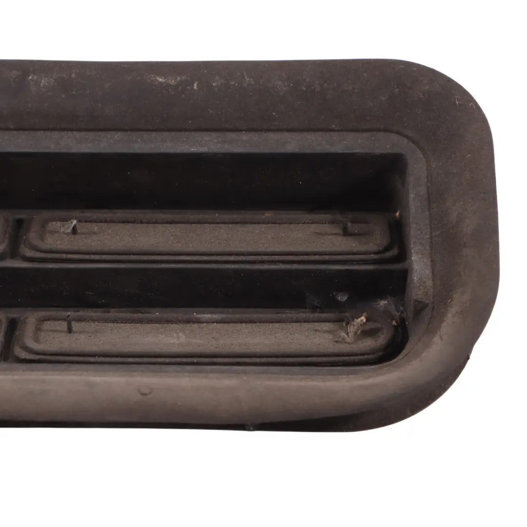 Mk1 Rear Boot Trunk Outlet Duct Guide Air Vent to VW Volkswagen Phaeton with Part number 3D0819465B VW Volkswagen Phaeton Mk1 Rear Boot Trunk Outlet Duct Guide Air Vent - SKU 3D0819465B - Part number 3D0819465B