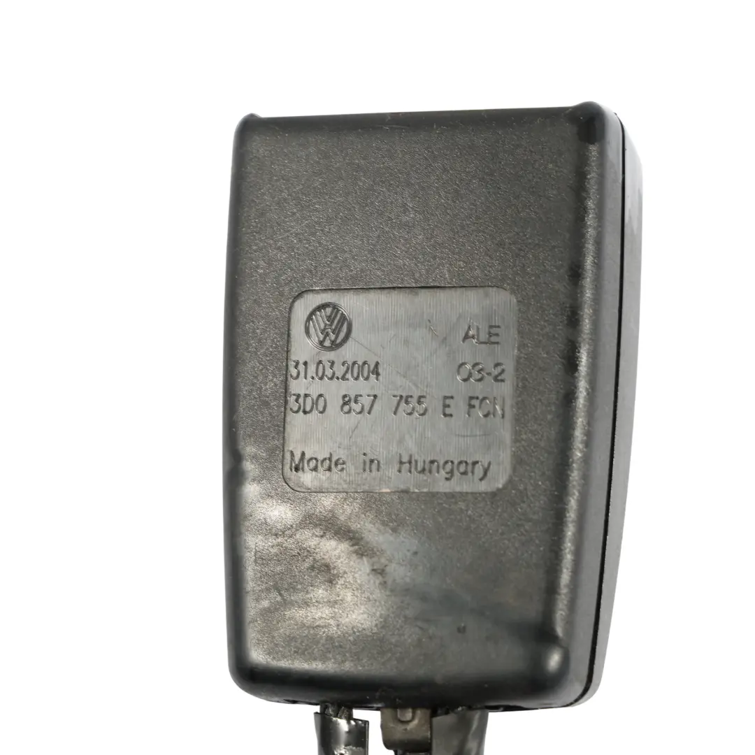 Fibbia Di Chiusura Anteriore Sinistra Nero Satinato per VW Phaeton 3D con numero di parte 3D0857755E VW Phaeton 3D Fibbia Di Chiusura Anteriore Sinistra Nero Satinato - SKU 3D0857755E - Numero di parte 3D0857755E