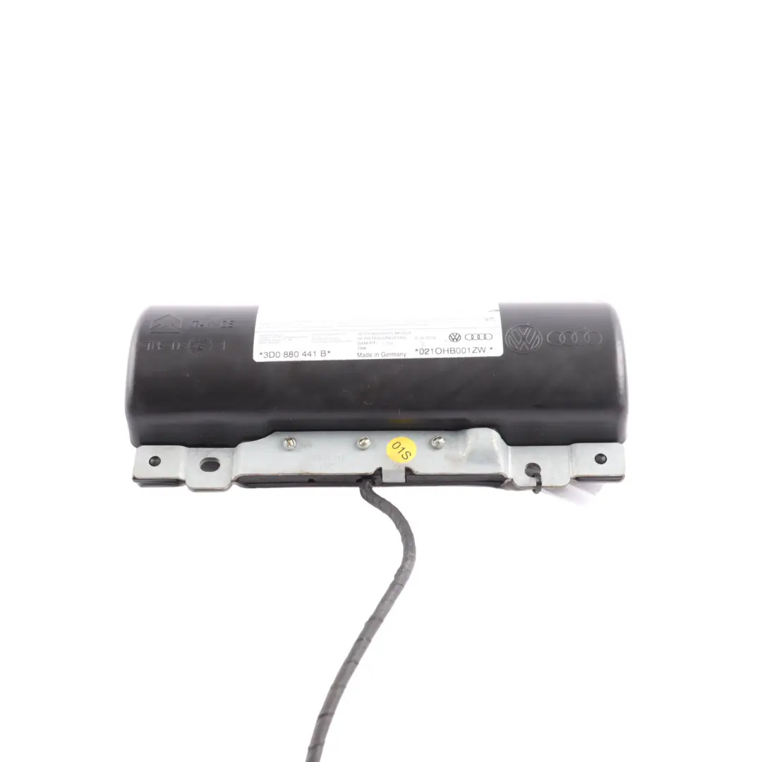 Module Unit Left N/S Side to VW Volkswagen Phaeton 3D Rear Seat Air with Part number 3D0880441B VW Volkswagen Phaeton 3D Rear Seat Air Module Unit Left N/S Side - SKU 3D0880441B - Part number 3D0880441B