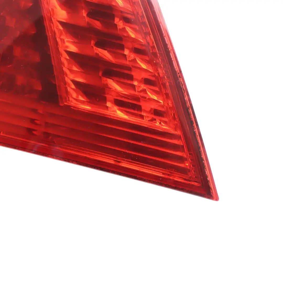 Tail Light Tailgate Lamp Outer Right O/S to Volkswagen Phaeton 3D Rear with Part number 3D0945096D Volkswagen Phaeton 3D Rear Tail Light Tailgate Lamp Outer Right O/S - SKU 3D0945096D - Part number 3D0945096D