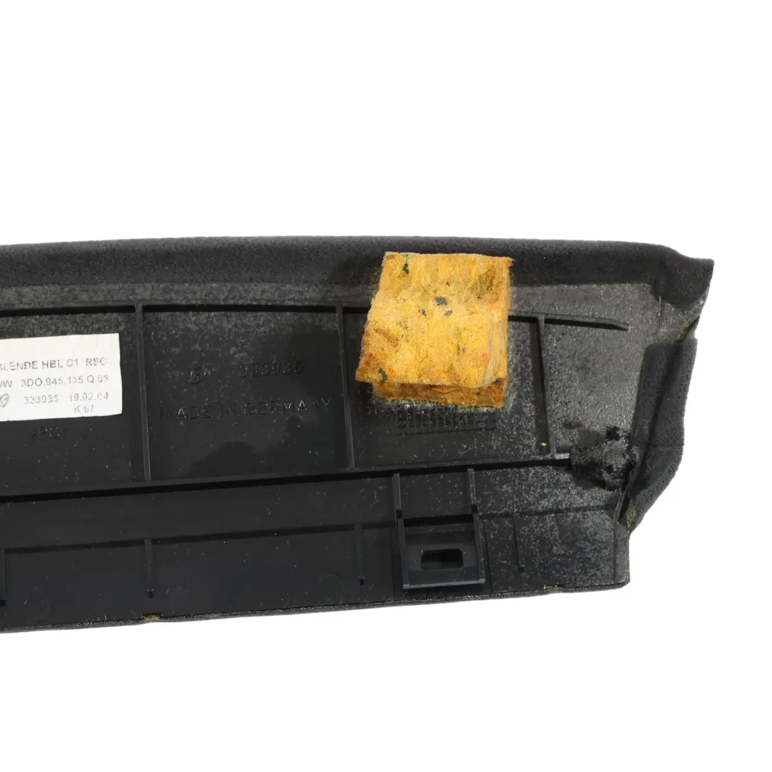 Volkswagen Phaeton 3D Półka Bagażnika Osłona Panel Światła Stopu - SKU 3D0945135B - Numer Części 3D0945135B