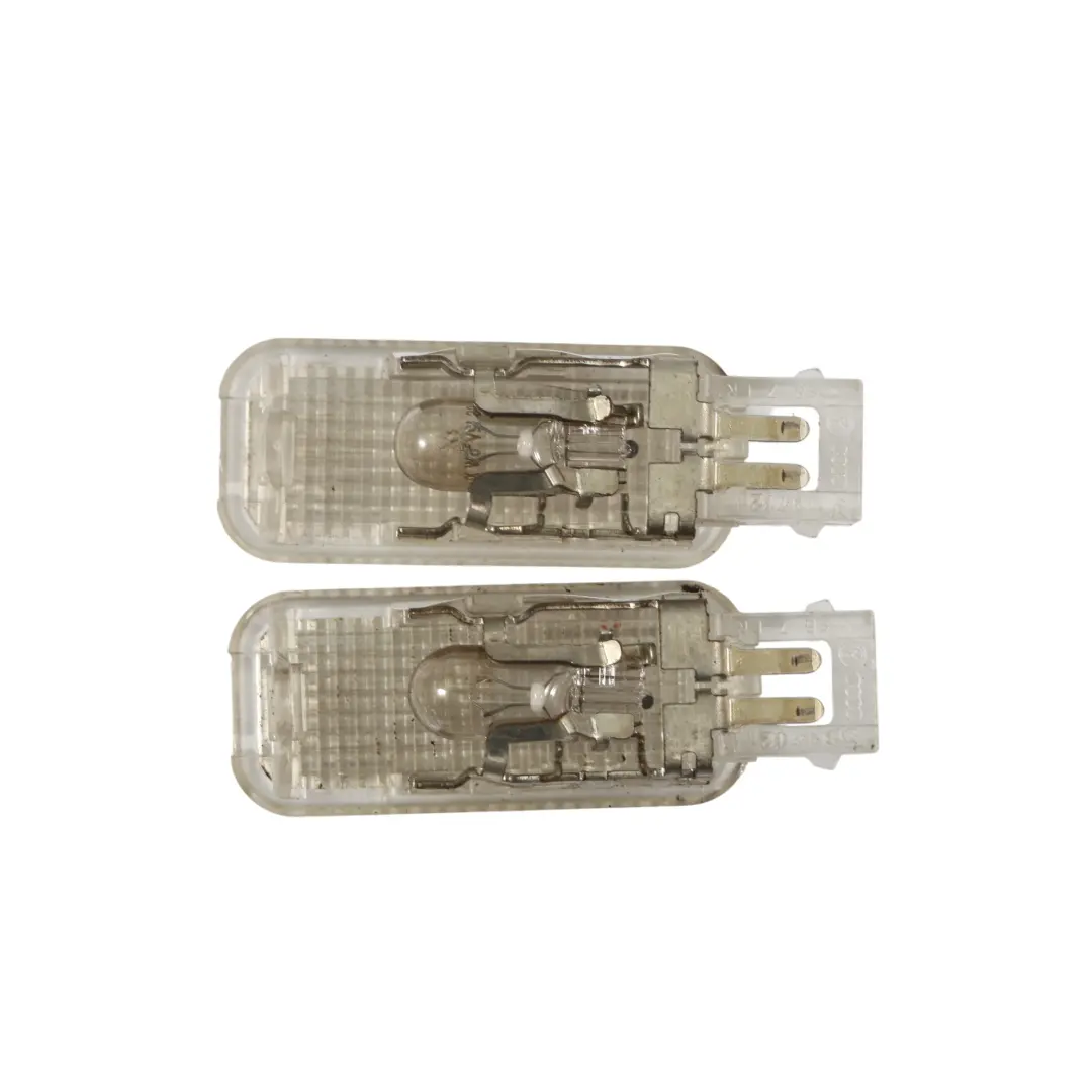 VW Phaeton 3D Luce Interna Bagagliaio Posteriore SET X2 - SKU 3D0947121-1 - Numero di parte 3D0947121