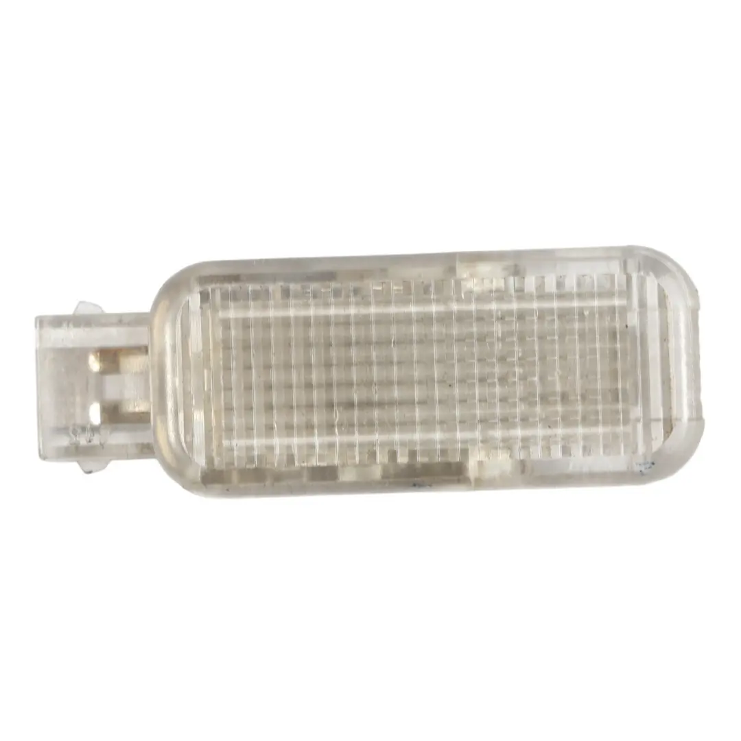 Lampe D'Éclairage Du Coffre Arrière pour VW Phaeton 3D à propos du numéro de pièce 3D0947121 VW Phaeton 3D Lampe D'Éclairage Du Coffre Arrière - SKU 3D0947121 - Numéro de pièce 3D0947121