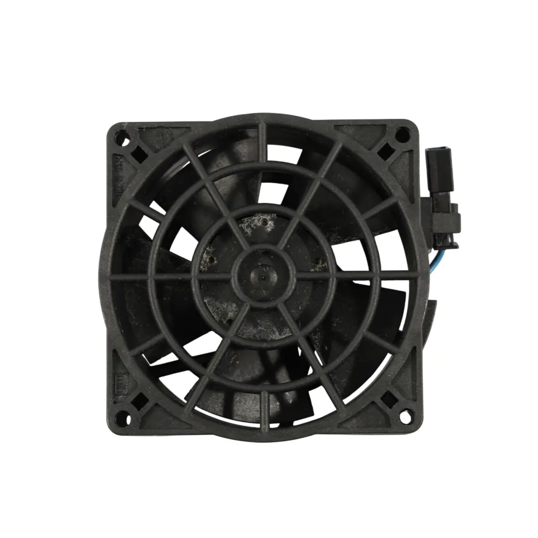 Wentylator Chłodzenie Siedzenia Przód Lewy Prawy do VW Phaeton 3D o numerze 3D0963575 VW Phaeton 3D Wentylator Chłodzenie Siedzenia Przód Lewy Prawy - SKU 3D0963575 - Numer Części 3D0963575