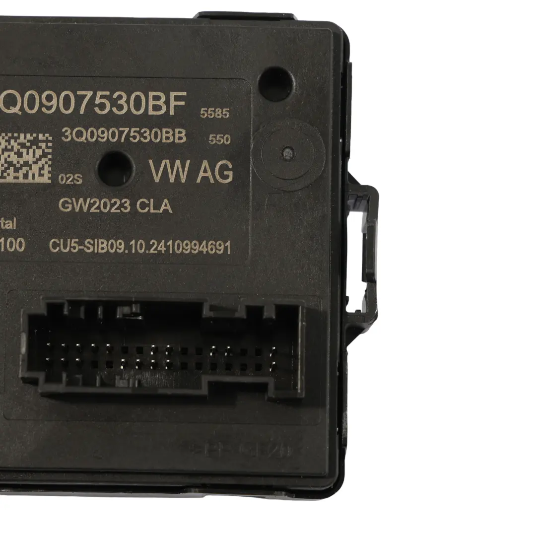 Mk6 Seat Ibiza Mk5 Central Gateway Control Unit Relay ECU to VW Polo with Part number 3Q0907530BF VW Polo Mk6 Seat Ibiza Mk5 Central Gateway Control Unit Relay ECU - SKU 3Q0907530BF - Part number 3Q0907530BF