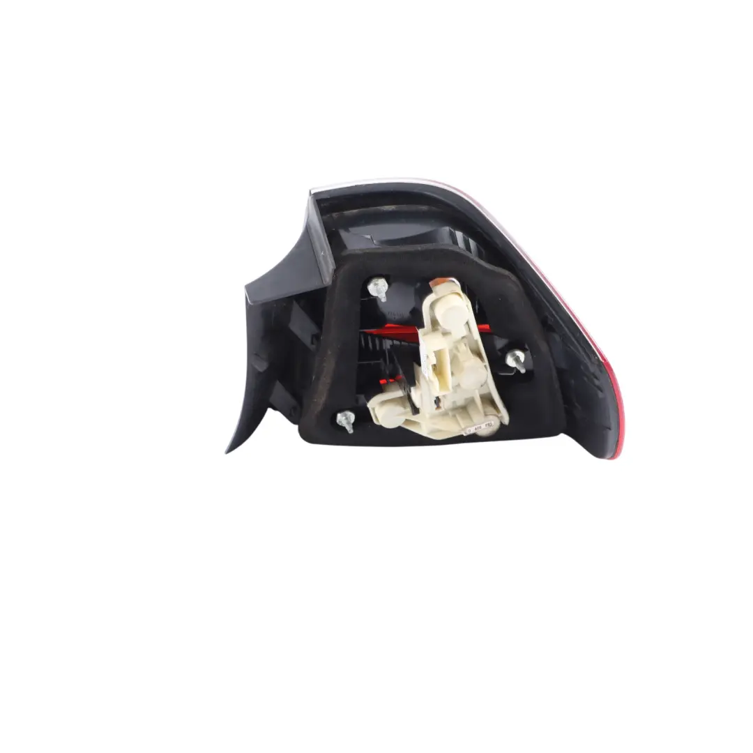 Lamp Light In The Side Panel Rear Left N/S 0 to BMW E90 with Part number 406879 BMW E90 Lamp Light In The Side Panel Rear Left N/S 0 - SKU 406879 - Part number 406879