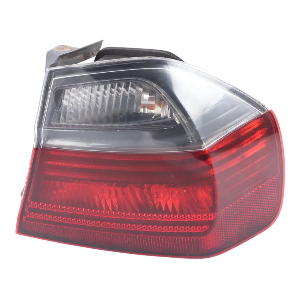 BMW E90 Rear Light Lamp In The Side Panel Rear Right O/S 0406880
