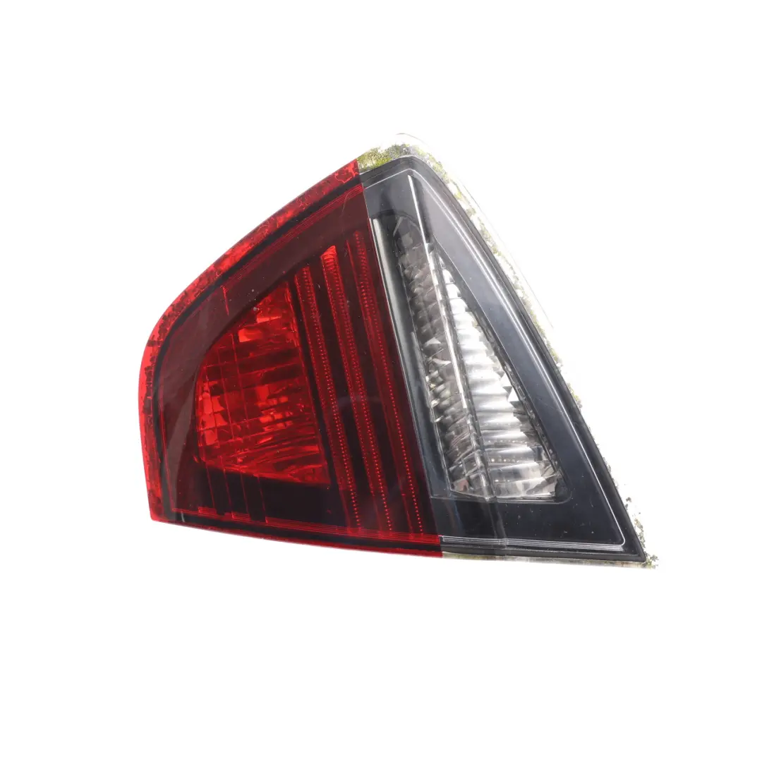 Heckklappen Leuchte Hinten Rechts 0 für BMW E90 mit Teilenummer 406884 BMW E90 Heckklappen Leuchte Hinten Rechts 0 - SKU 406884 - Teilenummer 406884