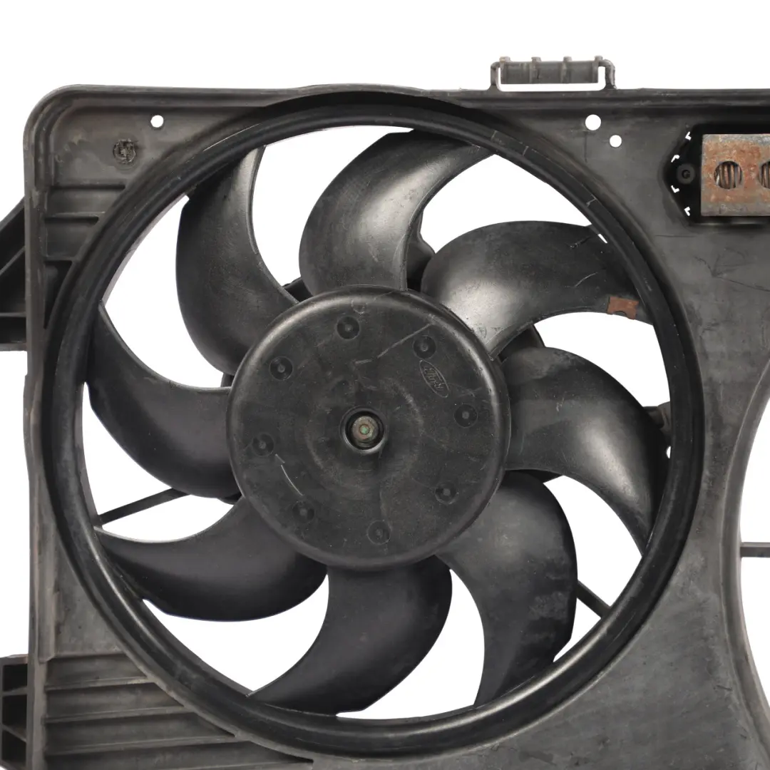 Ventola Radiatore Motore 1.8L TDCi 4T16-8C607-JD per Ford Transit Connect con numero di parte 4986737 Ford Transit Connect Ventola Radiatore Motore 1.8L TDCi 4T16-8C607-JD - SKU 4986737 - Numero di parte 4986737