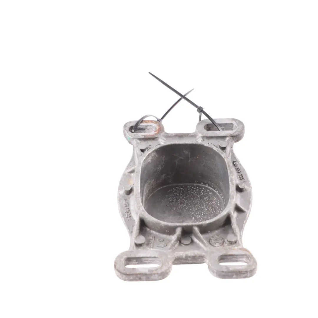 Pannello Anteriore Slam Supporto Motore Staffa per Audi A6 C6 con numero di parte 4B0199335L Audi A6 C6 Pannello Anteriore Slam Supporto Motore Staffa - SKU 4B0199335L - Numero di parte 4B0199335L