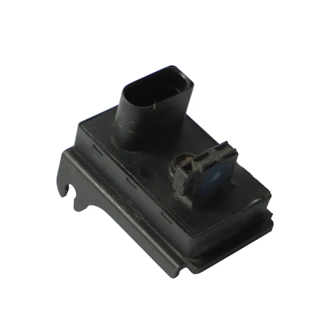 Quality Sensor AUC Air Vent Emission Sensor Unit to VW Phaeton 3D Air with Part number 4B0907659B VW Phaeton 3D Air Quality Sensor AUC Air Vent Emission Sensor Unit - SKU 4B0907659B - Part number 4B0907659B