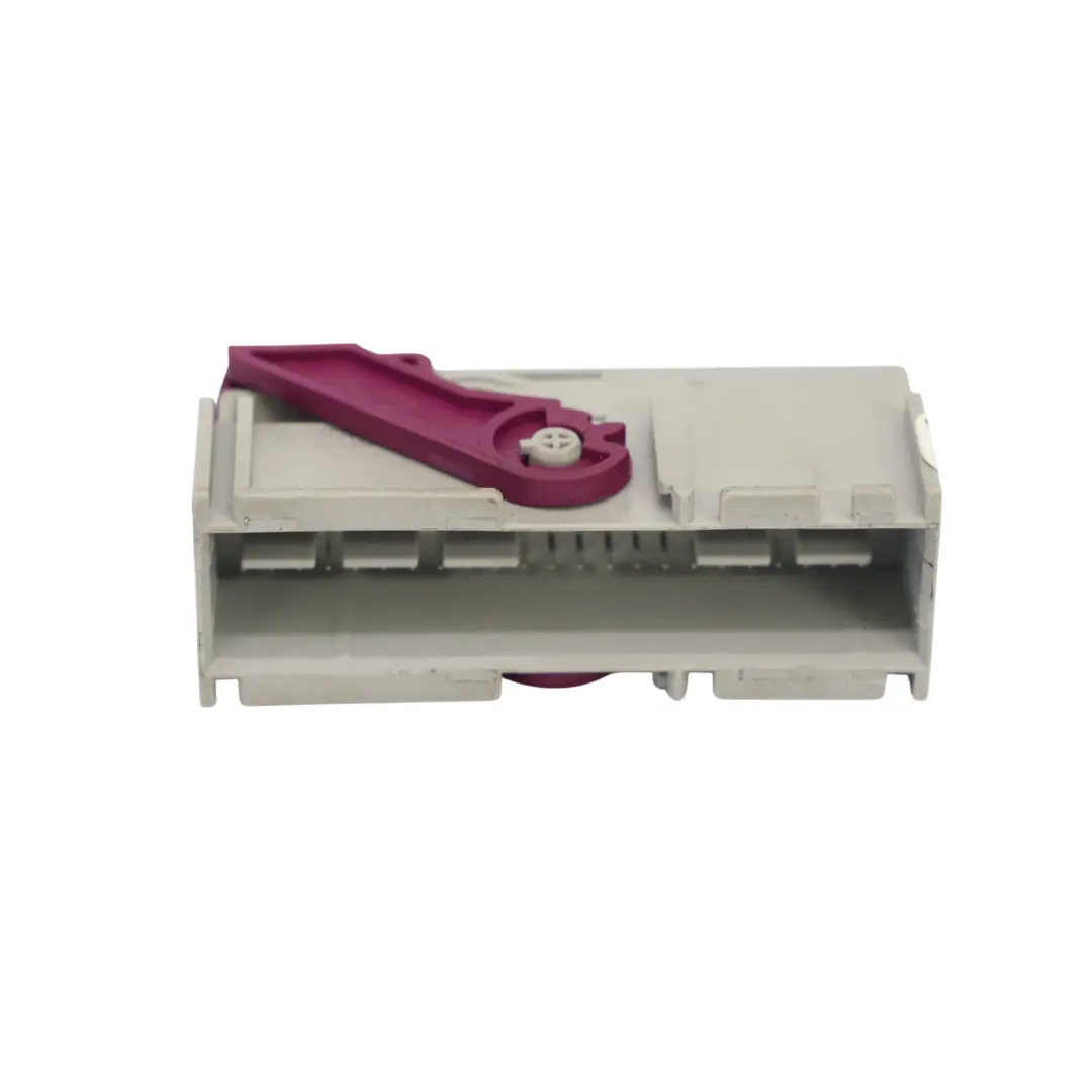 4M CAN Bus Jumper Contact Bridge Connector Plug to Audi A6 A8 D4 Q7 with Part number 4E0941817B Audi A6 A8 D4 Q7 4M CAN Bus Jumper Contact Bridge Connector Plug - SKU 4E0941817B - Part number 4E0941817B