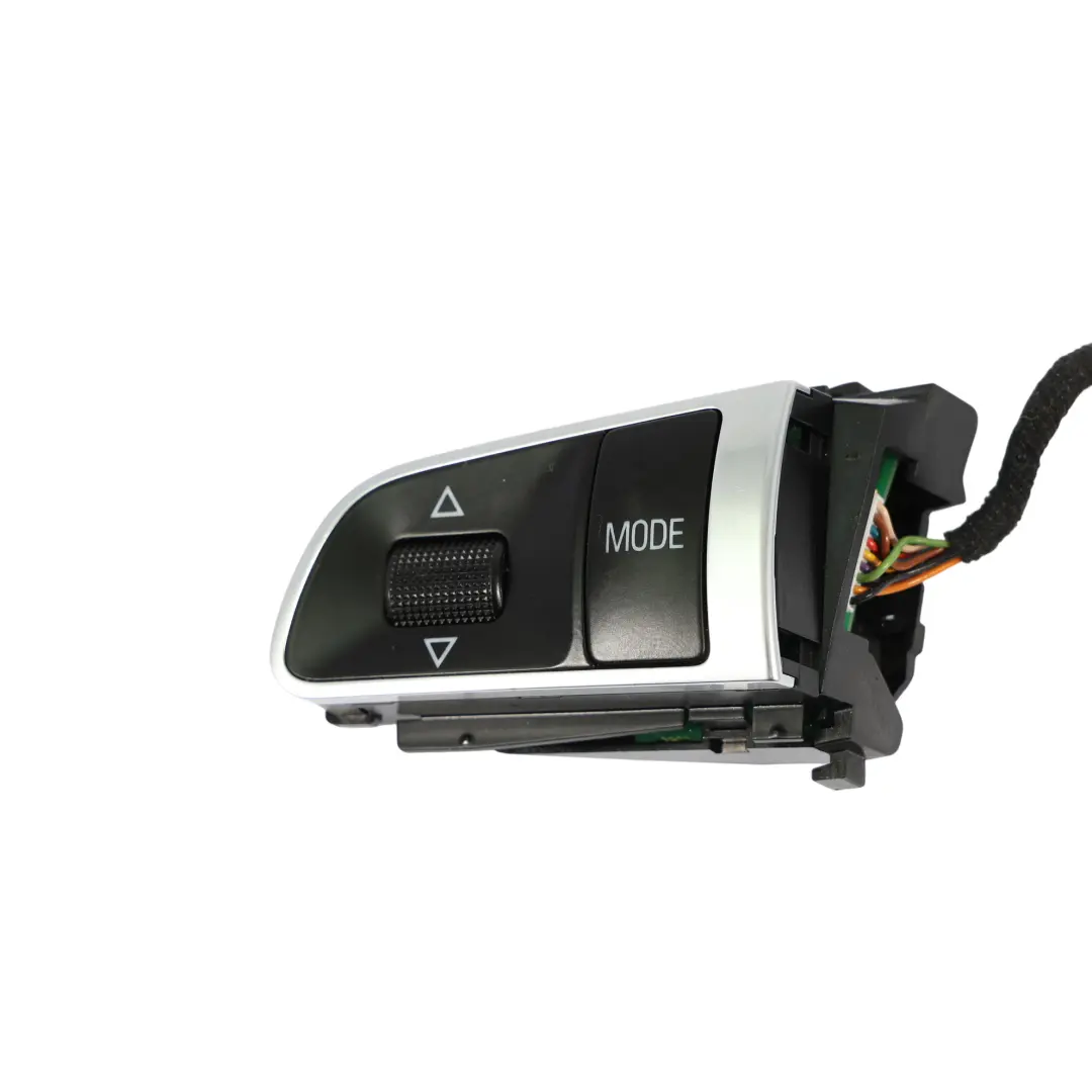  Lenkradtaste Audi A3 A4 A5 A6 Q7 RS5 Steuerschalter - SKU 4E0951527AH - Teilenummer 4E0951527AH