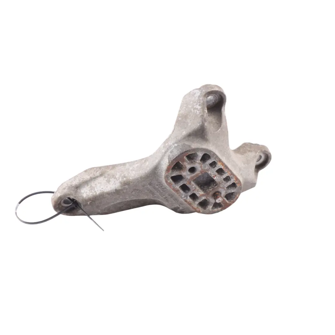 Soporte Bracket Sujeción Caja Cambios 2.0 TFSI para Audi A6 C6 con número de pieza 4F0399115AT Audi A6 C6 Soporte Bracket Sujeción Caja Cambios 2.0 TFSI - SKU 4F0399115AT - Número de pieza 4F0399115AT