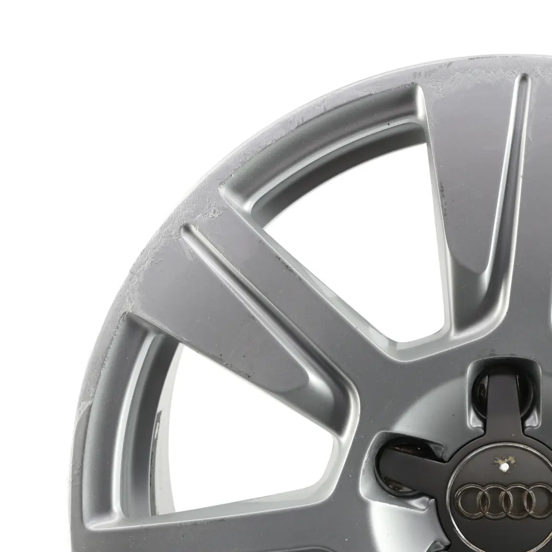 Jante En Alliage Argentée 17" 7,5J ET:45 pour Audi A6 C6 à propos du numéro de pièce 4F0601025CB Audi A6 C6 Jante En Alliage Argentée 17" 7,5J ET:45 - SKU 4F0601025CB-1 - Numéro de pièce 4F0601025CB