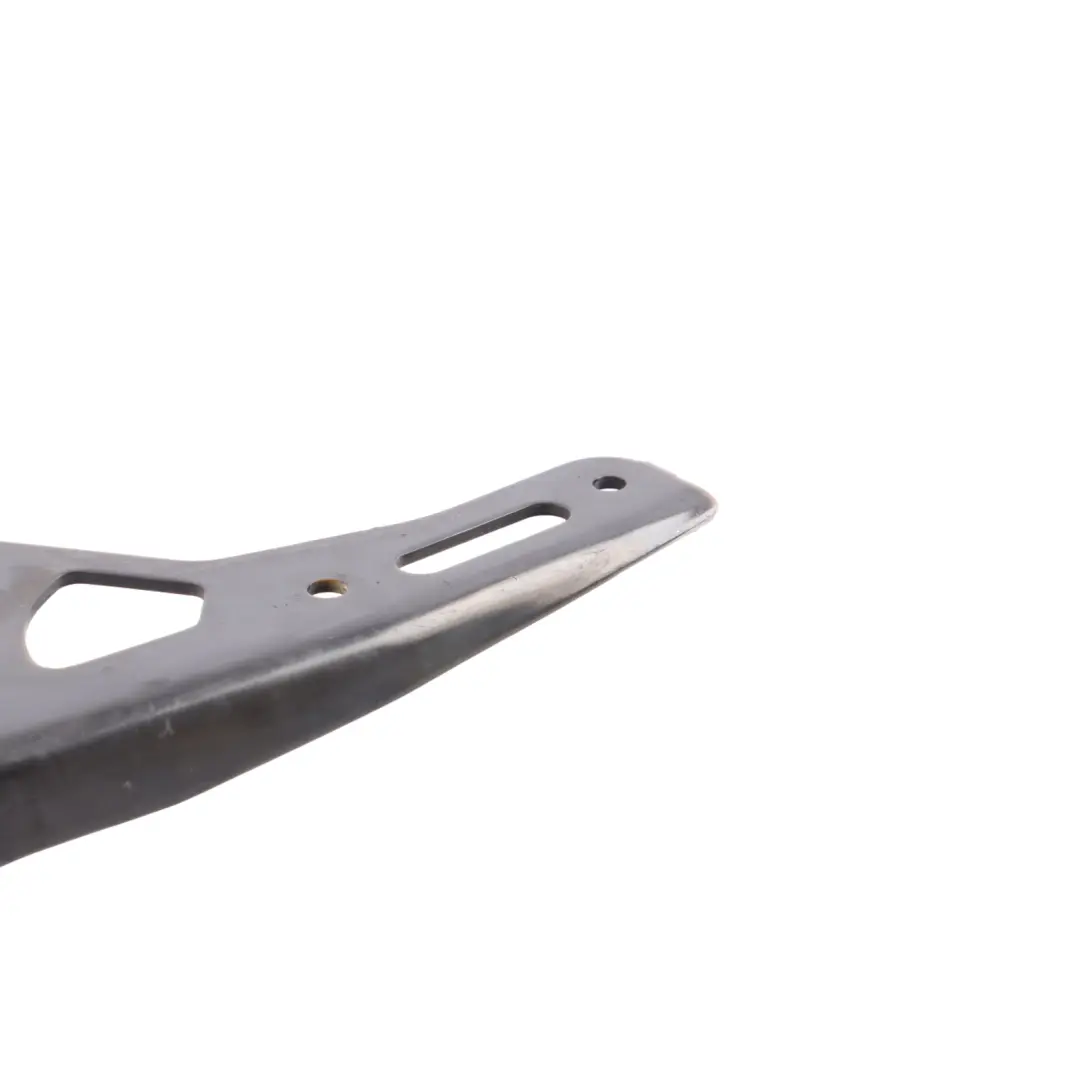 Support Fixation Panneau Radiateur Avant Droit pour Audi A6 C6 à propos du numéro de pièce 4F0805500B Audi A6 C6 Support Fixation Panneau Radiateur Avant Droit - SKU 4F0805500B - Numéro de pièce 4F0805500B