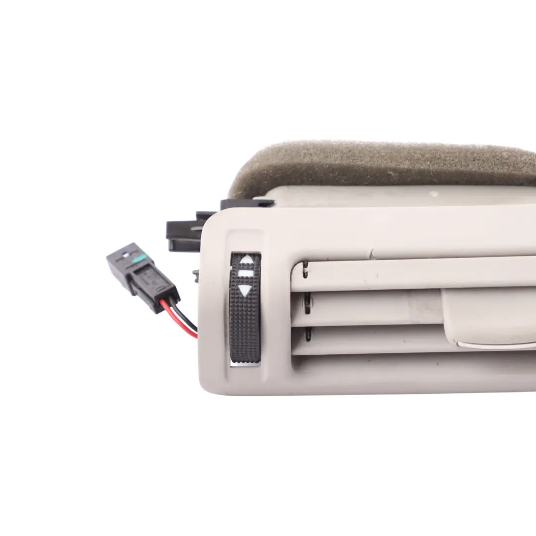 Rejilla De Ventilación Del Pilar B Derecho Plata para Audi A6 C6 con número de pieza 4F0819384A Audi A6 C6 Rejilla De Ventilación Del Pilar B Derecho Plata - SKU 4F0819384A - Número de pieza 4F0819384A