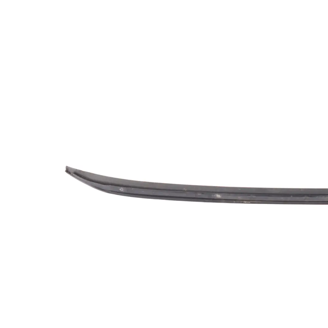 Baguette De Déflecteur D'Eau De Pare-Brise Avant Droit pour Audi A6 C6 à propos du numéro de pièce 4F0854328 Audi A6 C6 Baguette De Déflecteur D'Eau De Pare-Brise Avant Droit - SKU 4F0854328 - Numéro de pièce 4F0854328