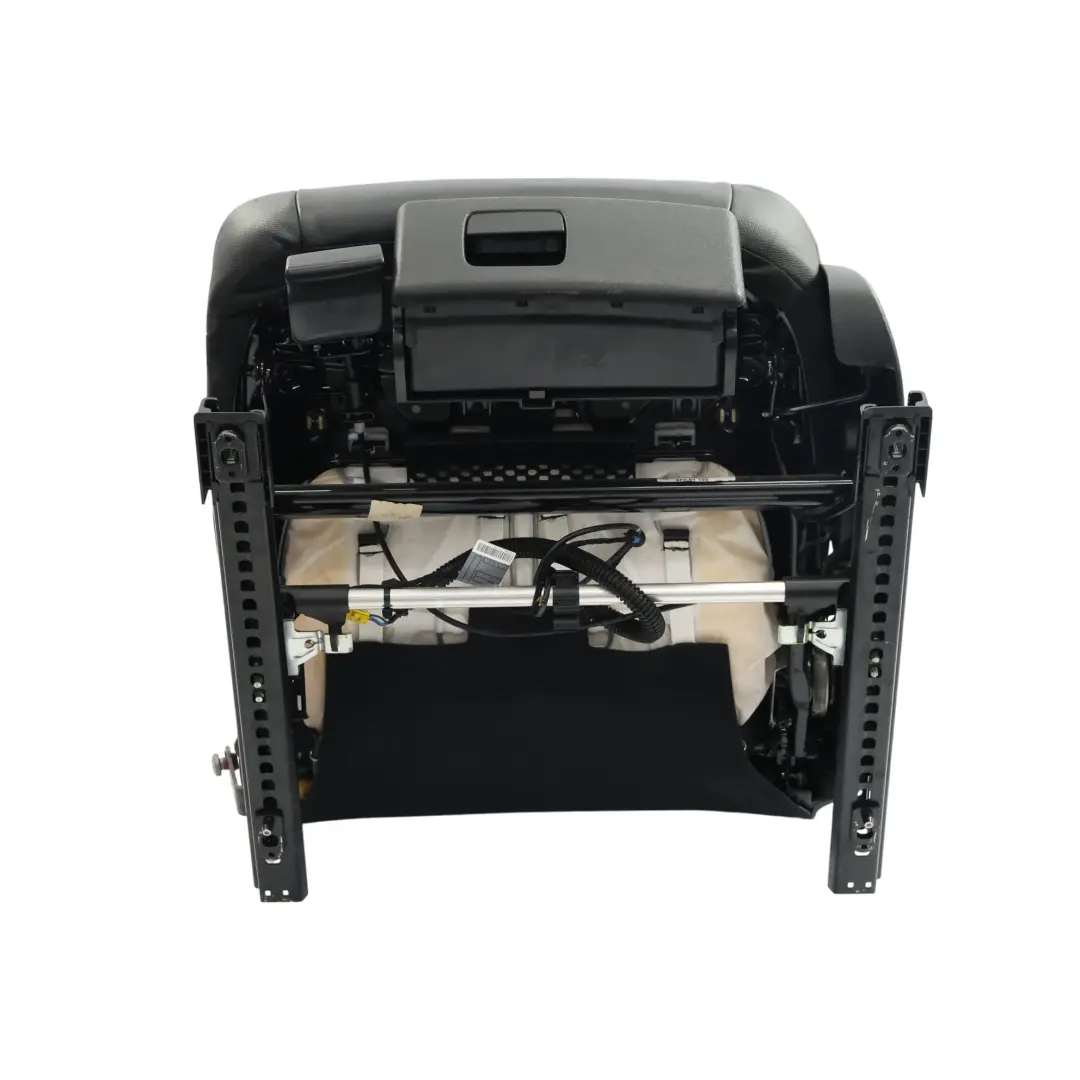 Przednie Siedzenie Skórzane Soul Black Lewe do Audi A6 C6 o numerze 4F0881805BA Audi A6 C6 Przednie Siedzenie Skórzane Soul Black Lewe - SKU 4F0881805BA-2 - Numer Części 4F0881805BA