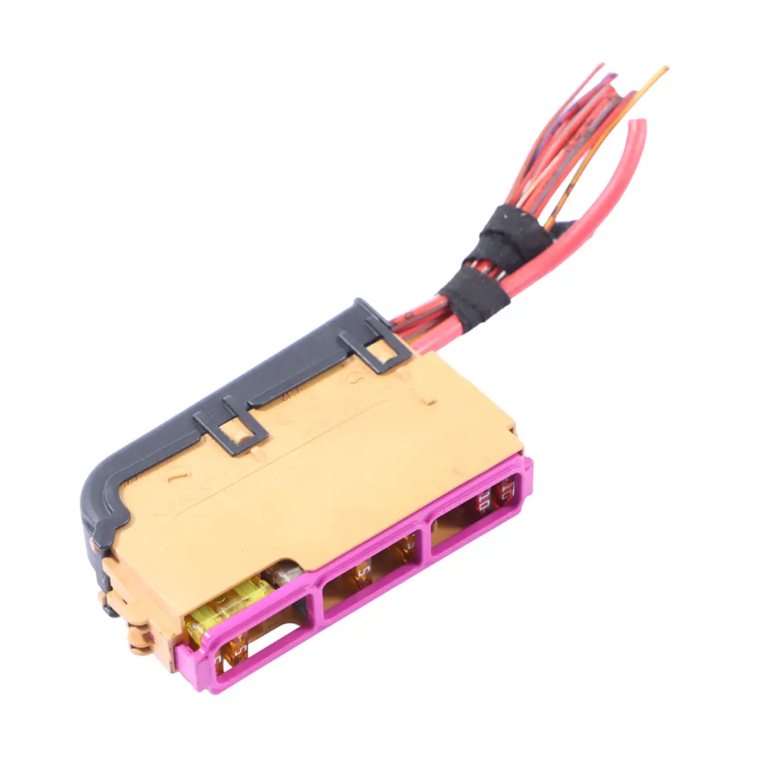 Scatola Fusibili Modulo Controllo Connettore Cablaggio per Audi A5 F5 con numero di parte 4F1941824A Audi A5 F5 Scatola Fusibili Modulo Controllo Connettore Cablaggio - SKU 4F1941824A - Numero di parte 4F1941824A