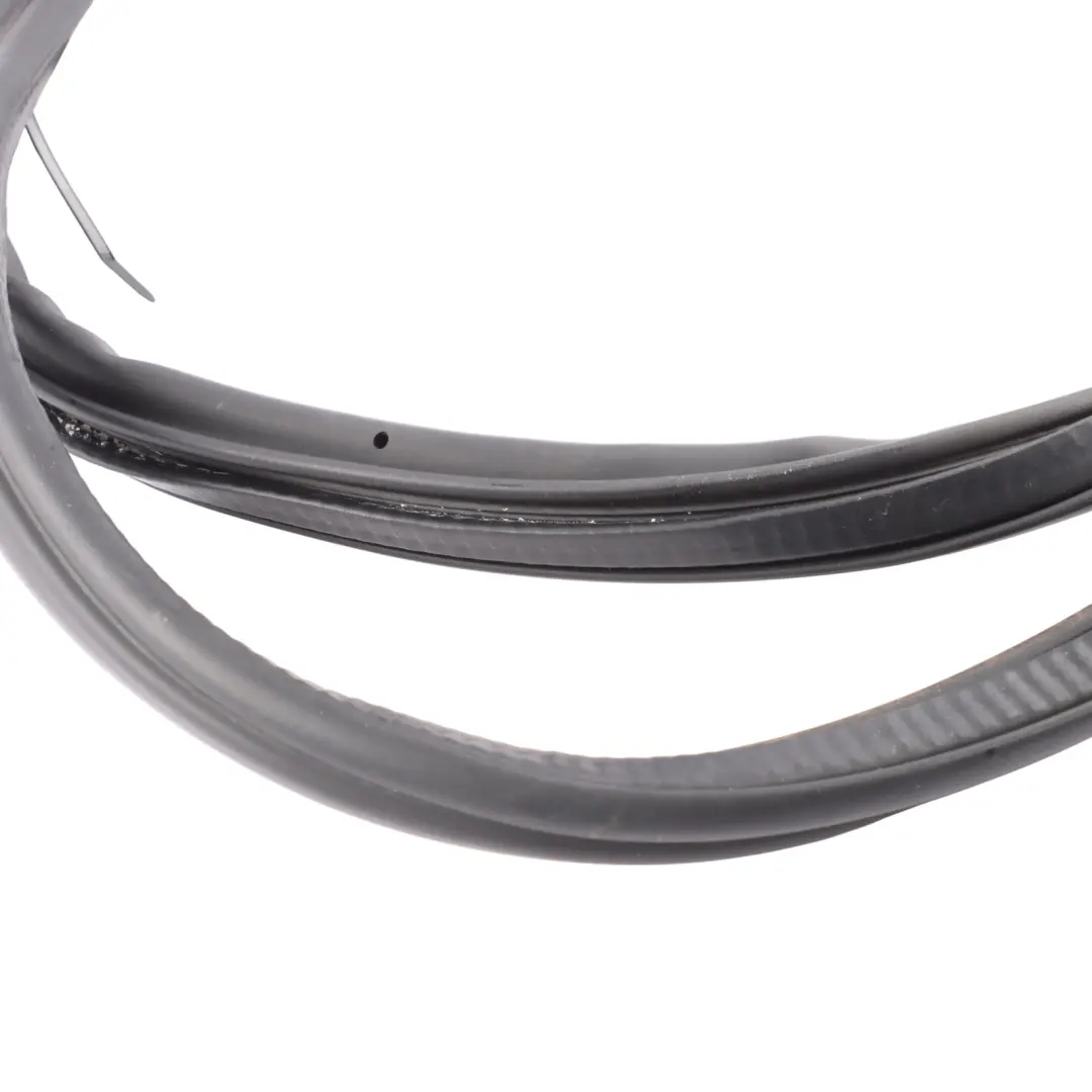 4F Saloon Tailgate Boot Trunk Seal Rubber Gasket to Audi A6 C6 with Part number 4F5827705C Audi A6 C6 4F Saloon Tailgate Boot Trunk Seal Rubber Gasket - SKU 4F5827705C - Part number 4F5827705C