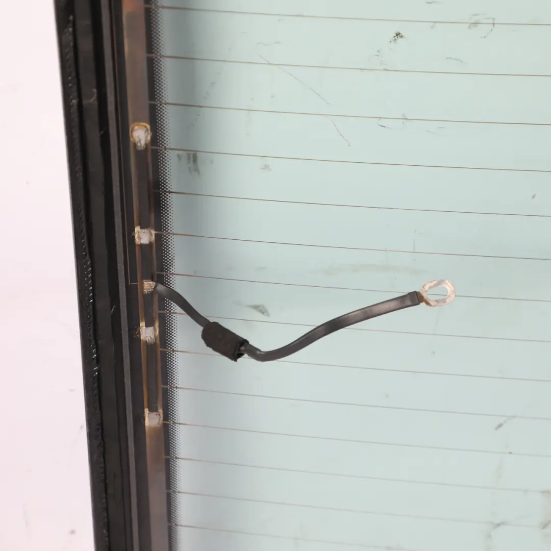 Window Glass Glazing Green AS2 to Audi A6 C6 Saloon Rear with Part number 4F5845501 Audi A6 C6 Saloon Rear Window Glass Glazing Green AS2 - SKU 4F5845501 - Part number 4F5845501