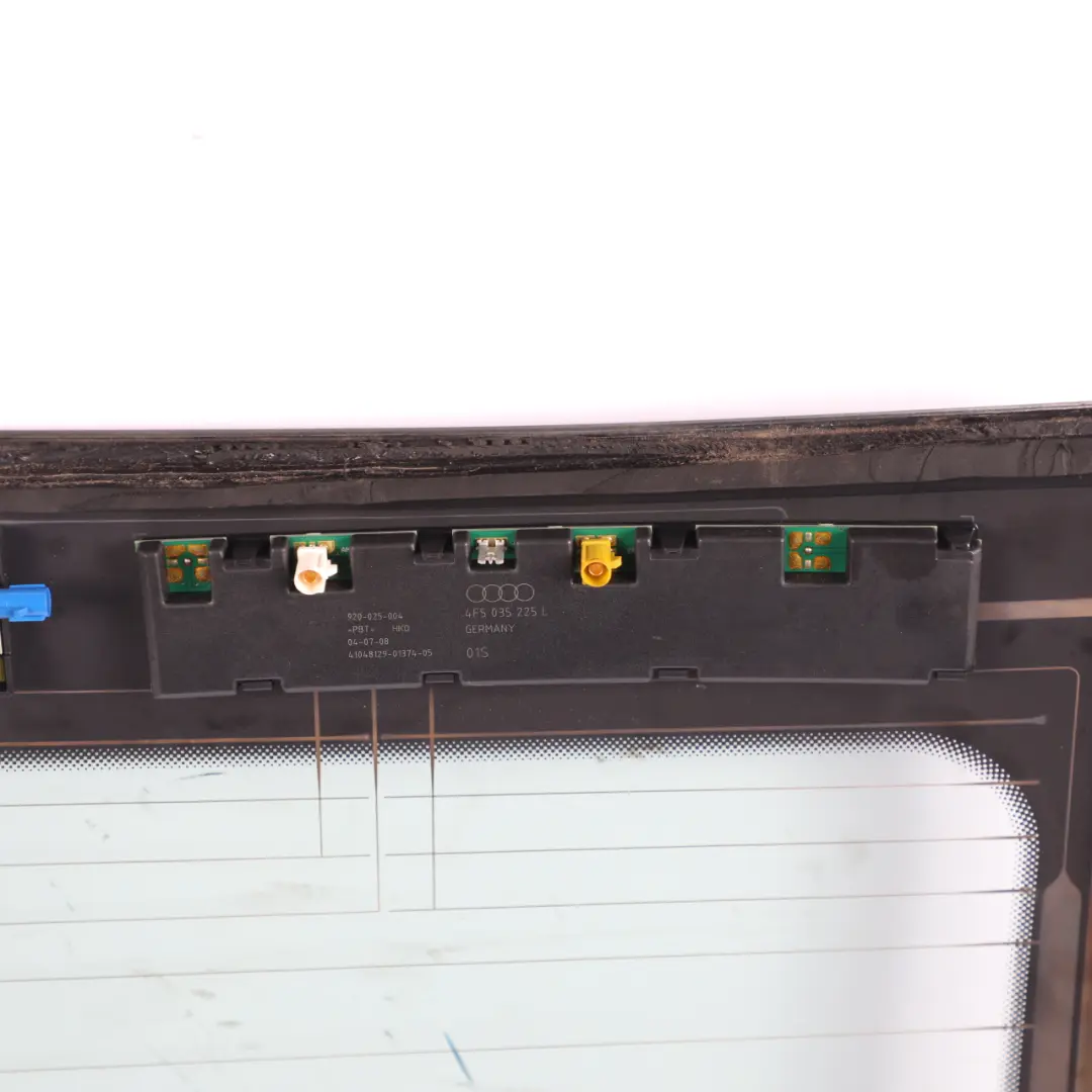 Window Glass Glazing Green AS2 to Audi A6 C6 Saloon Rear with Part number 4F5845501 Audi A6 C6 Saloon Rear Window Glass Glazing Green AS2 - SKU 4F5845501 - Part number 4F5845501